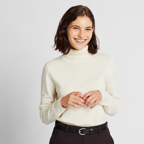 Uniqlo Womens Cashmere Turtleneck 
